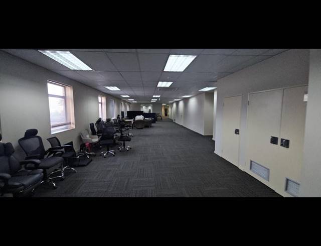 INDUSTRIAL PROPERTY TO RENT IN LINBRO PARK
